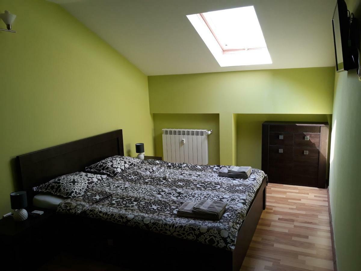 Penthouse Apartament Nufarul Oradea Εξωτερικό φωτογραφία